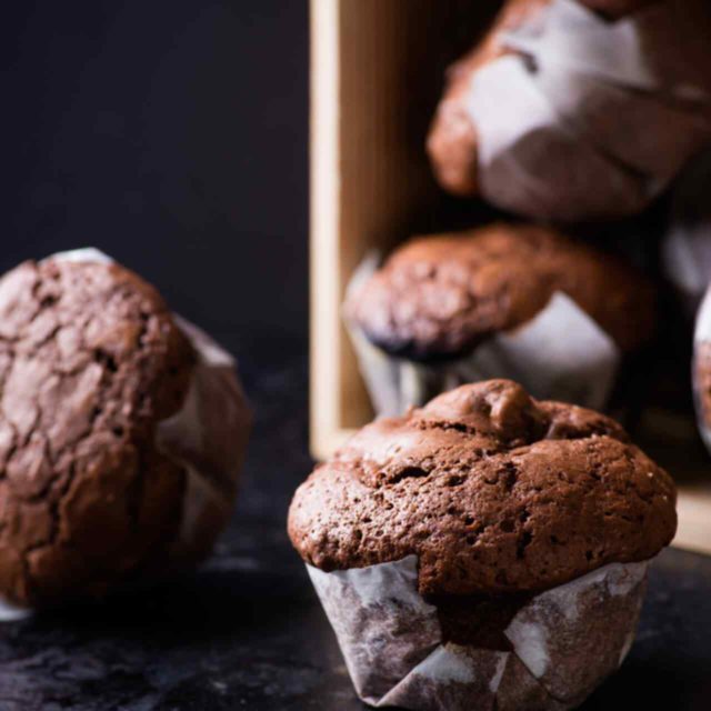 https://www.sweettheorybakingco.com/wp-content/uploads/2017/05/portfolio_02-640x640.jpg