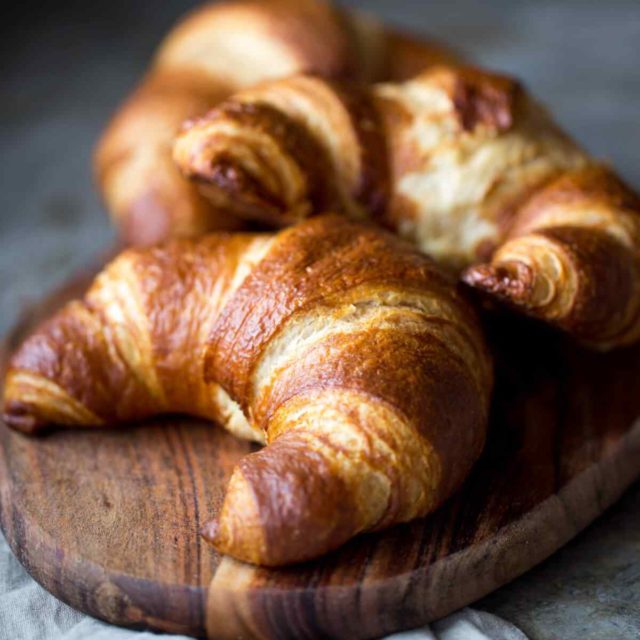 https://www.sweettheorybakingco.com/wp-content/uploads/2017/05/post_01-640x640.jpg